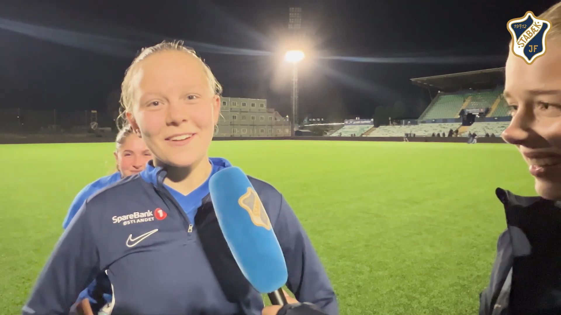 2025: J17: 1DV: 6 mål og buret rent